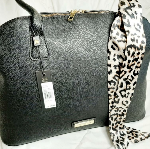 London Fog Bag - Picture 4 of 7